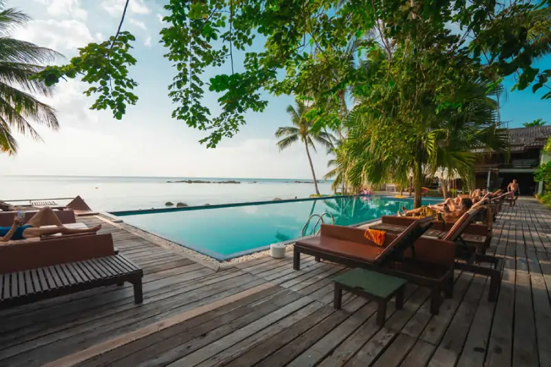 Coworking spaces in Asia near scenic pool